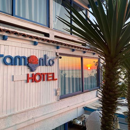 Tramonto Hotel Durrës Esterno foto